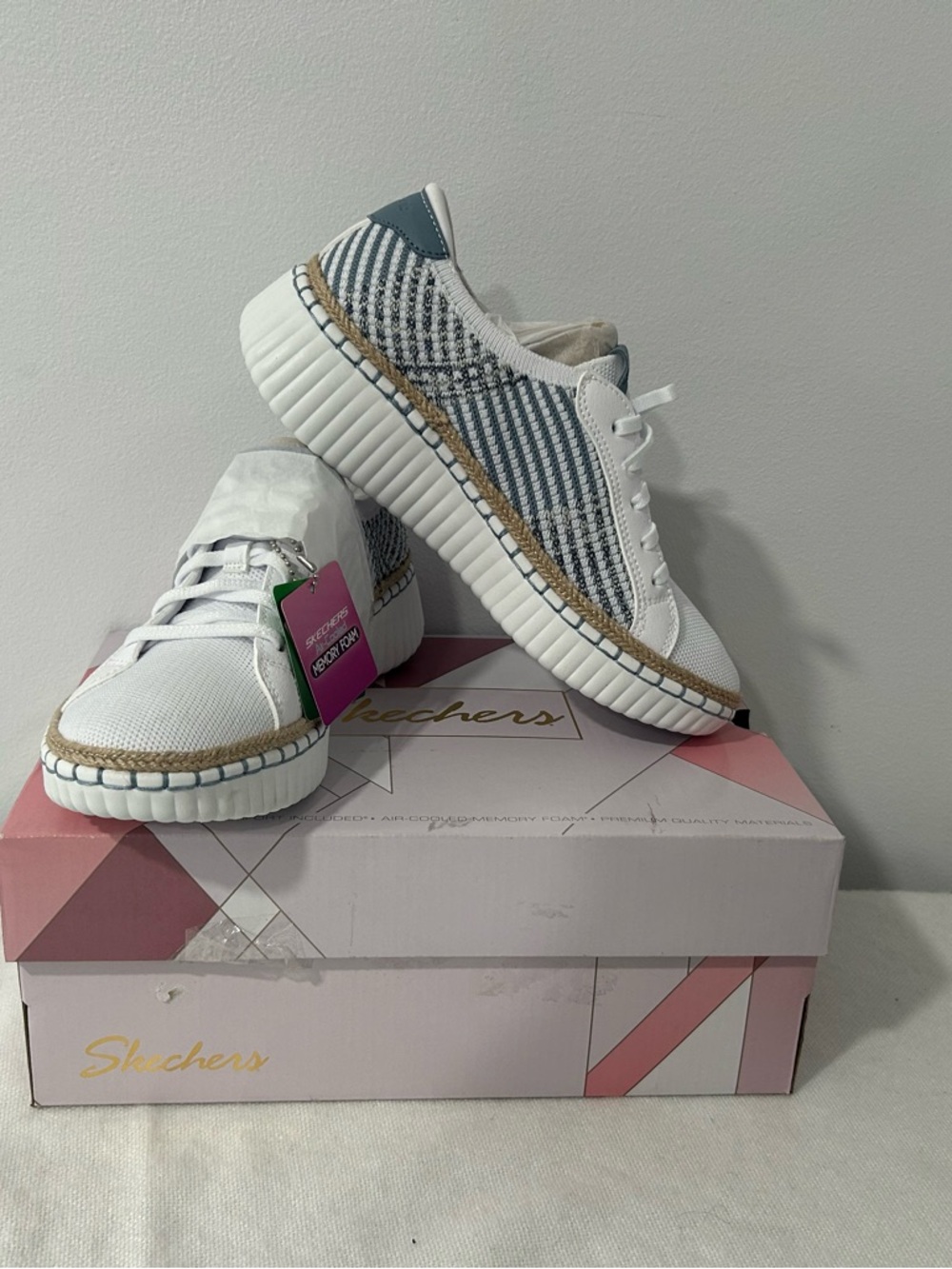 Skechers Wilshire Blvd Washable Vegan Sneakers Women’s Sz 7.5
